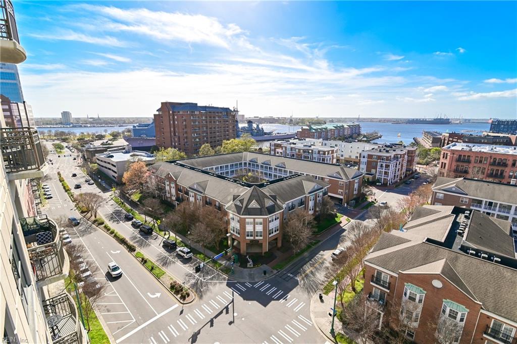 123 College PL 908