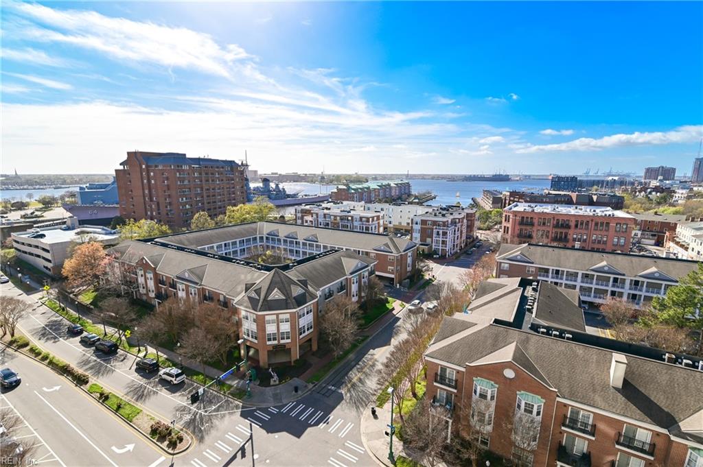 123 College PL 908