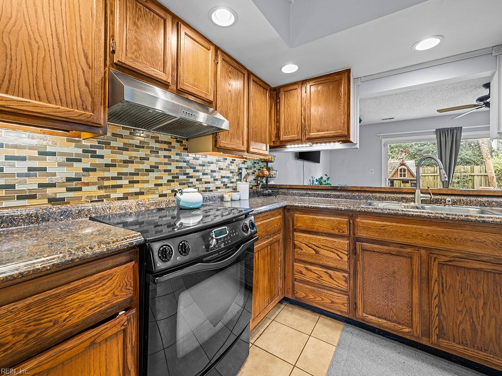 4412 Silverleaf DR
