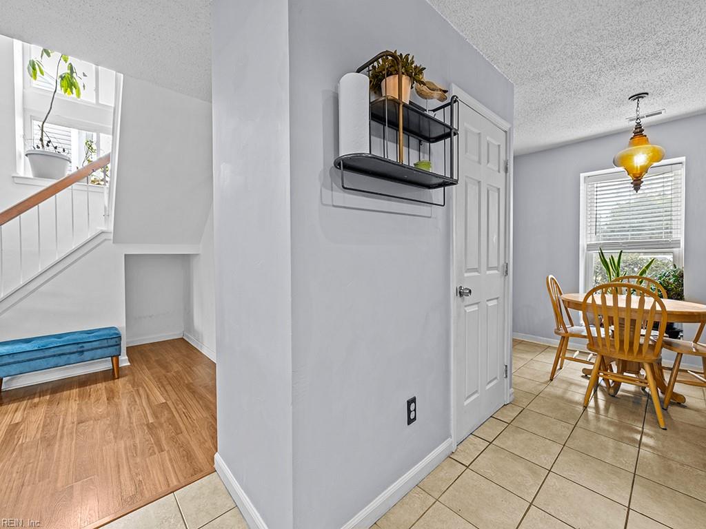 4412 Silverleaf DR