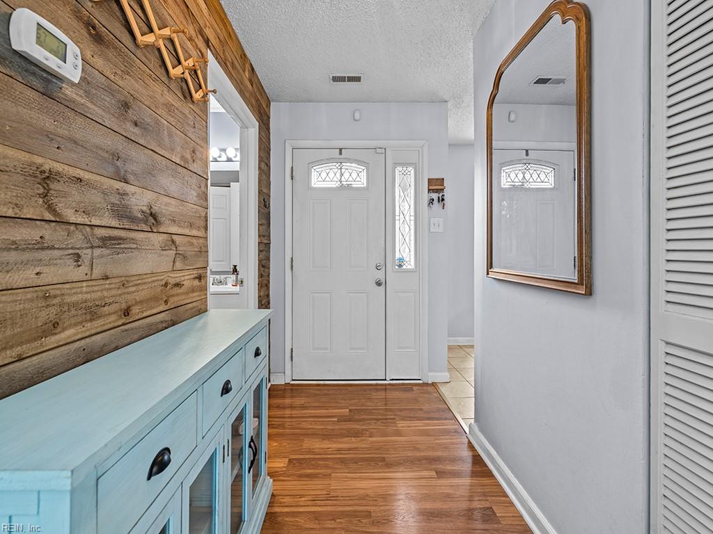 4412 Silverleaf DR