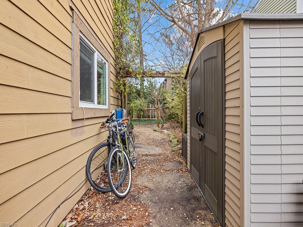 4412 Silverleaf DR
