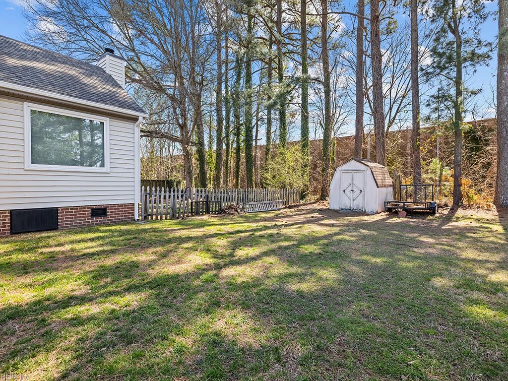 5121 Crabtree PL