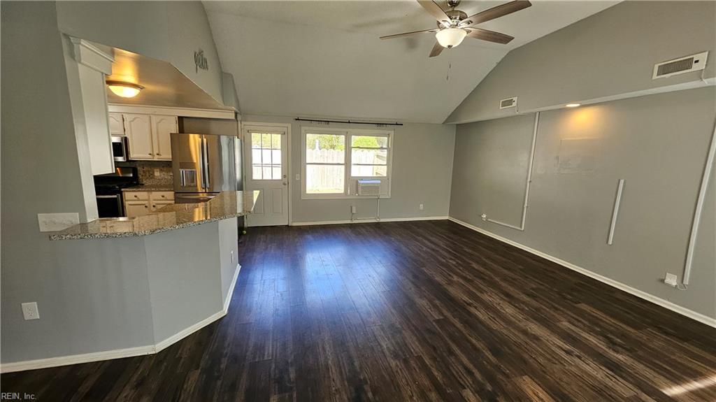 5613 Normandy AVE