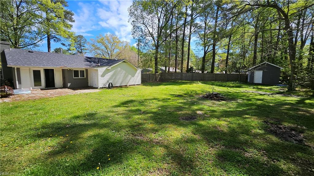 5613 Normandy AVE