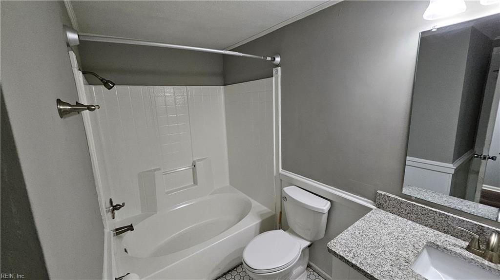 5613 Normandy AVE
