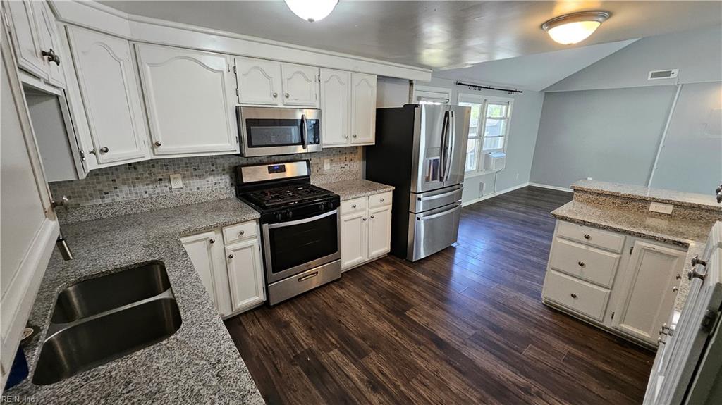 5613 Normandy AVE