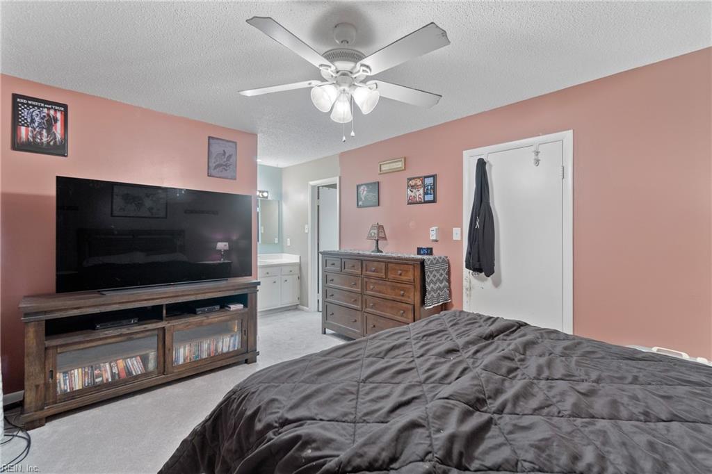652 Governors WAY