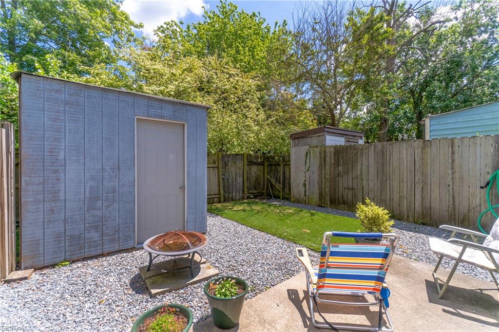 652 Governors WAY