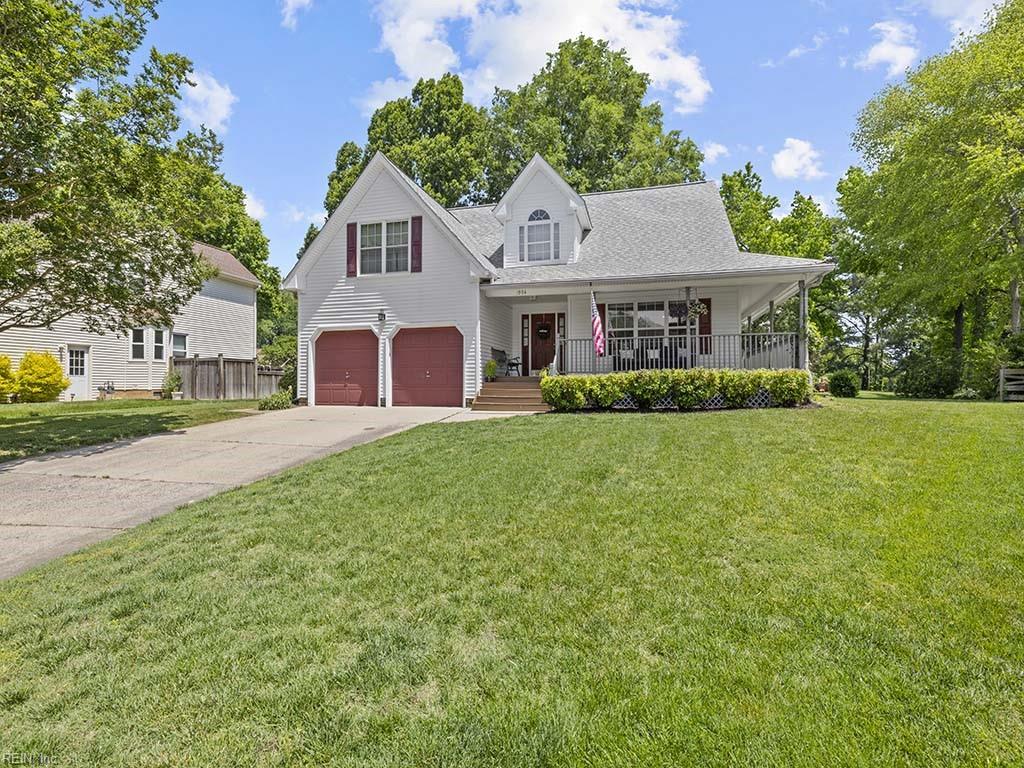 1904 Red Barn DR