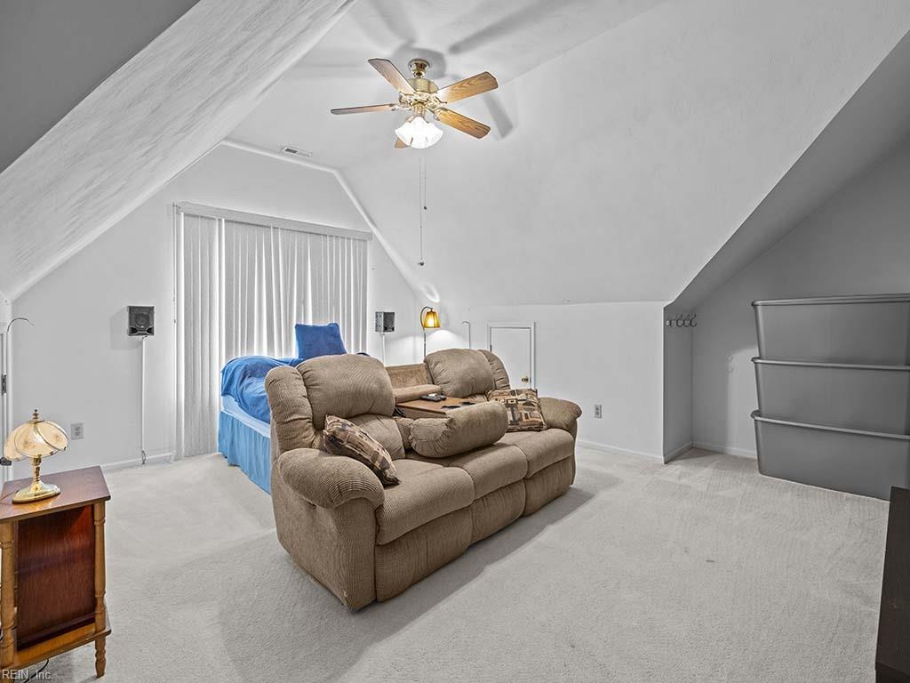 1904 Red Barn DR