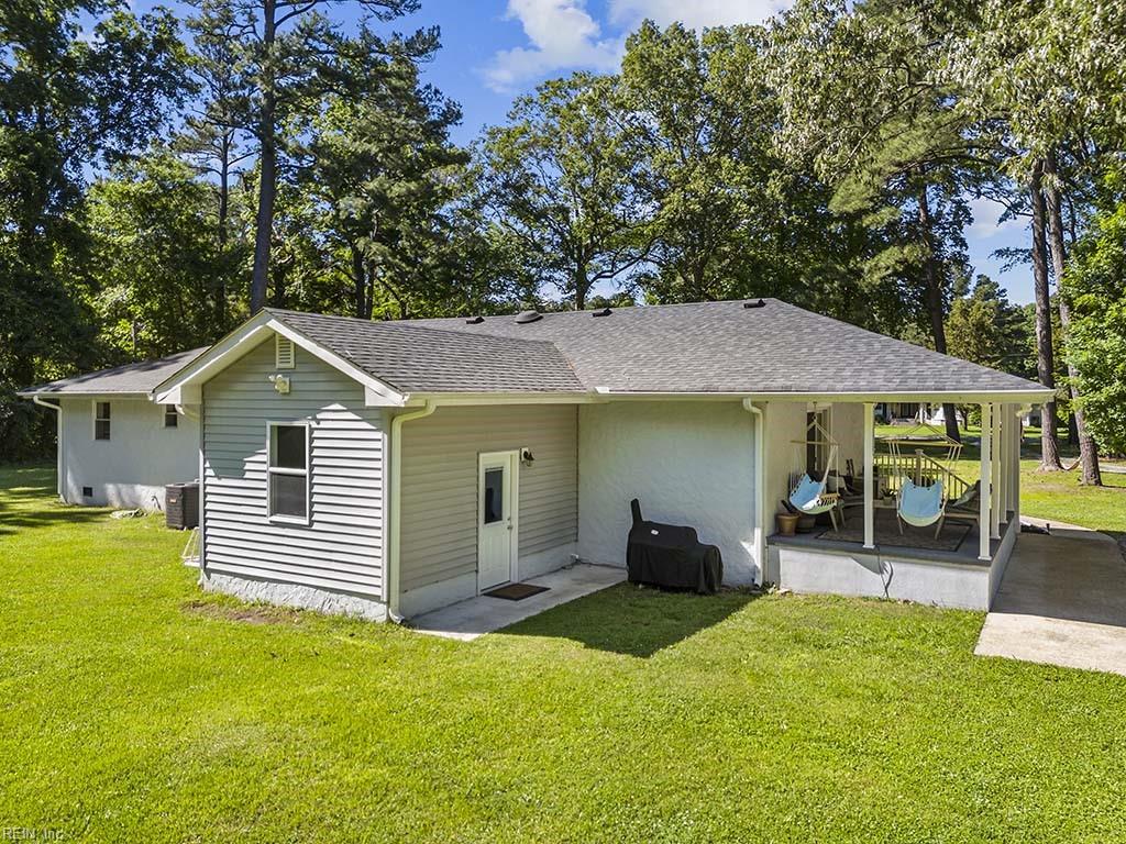 2533 Saint Brides RD W