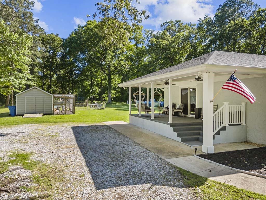 2533 Saint Brides RD W