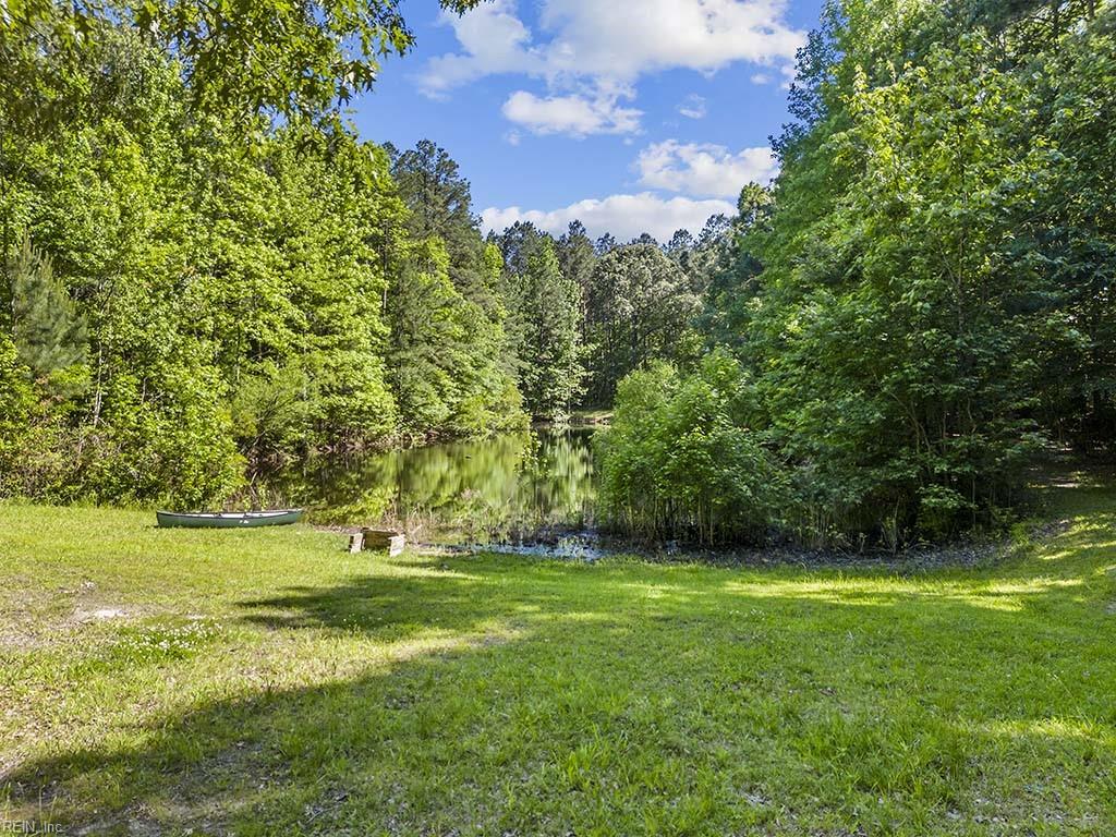 2533 Saint Brides RD W