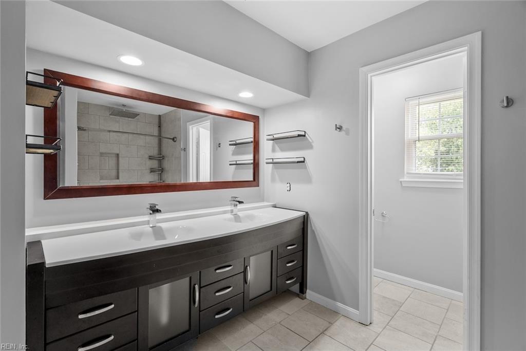 1080 Rolling Point CT