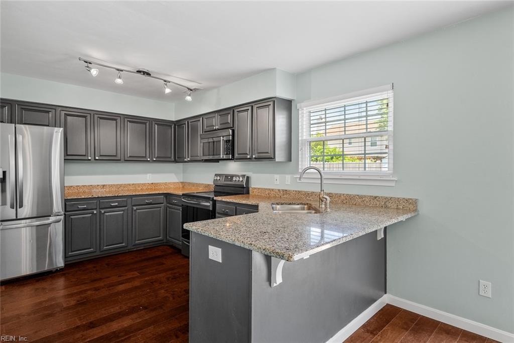 1080 Rolling Point CT
