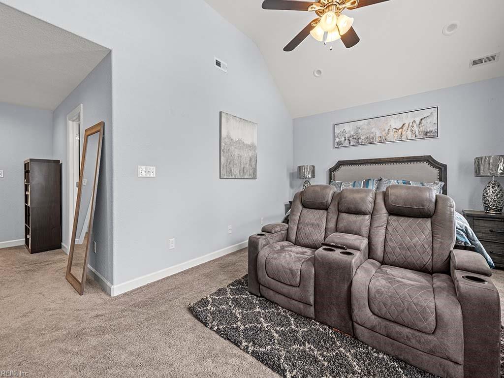 2420 Mandolin CT
