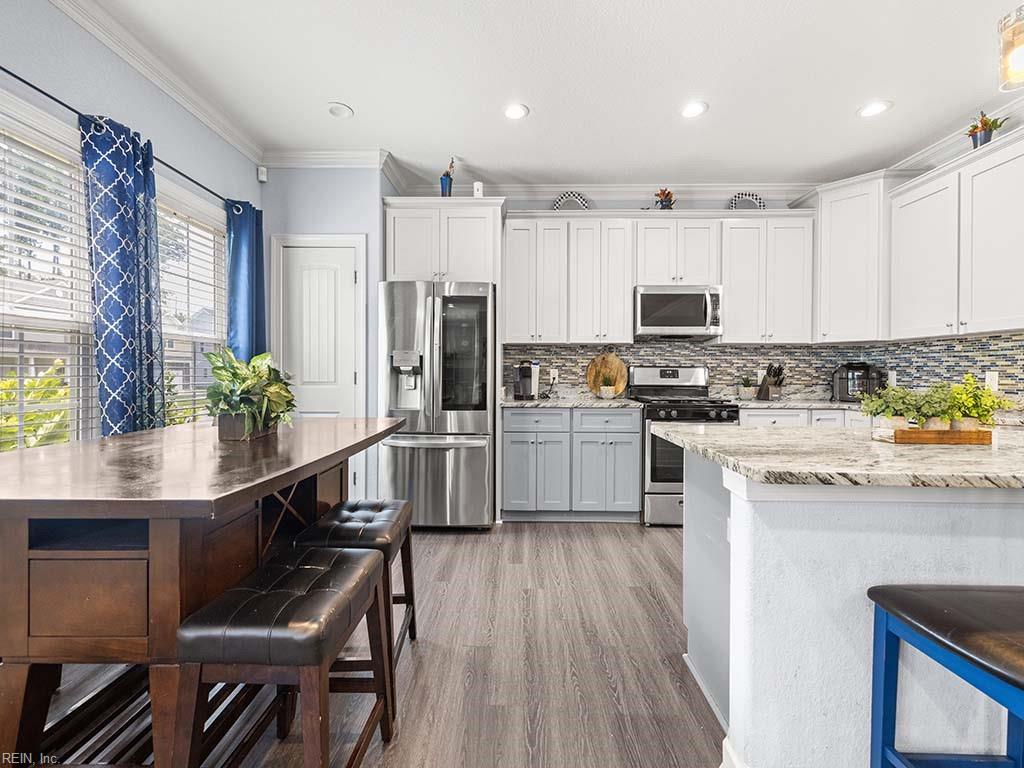 2420 Mandolin CT