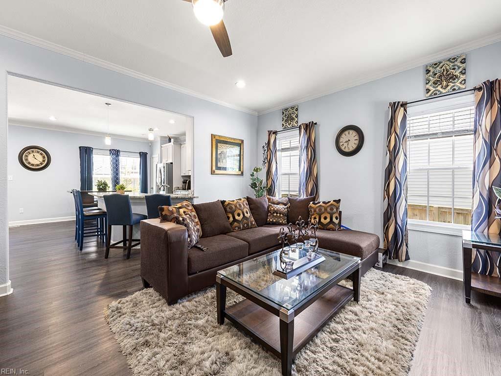 2420 Mandolin CT