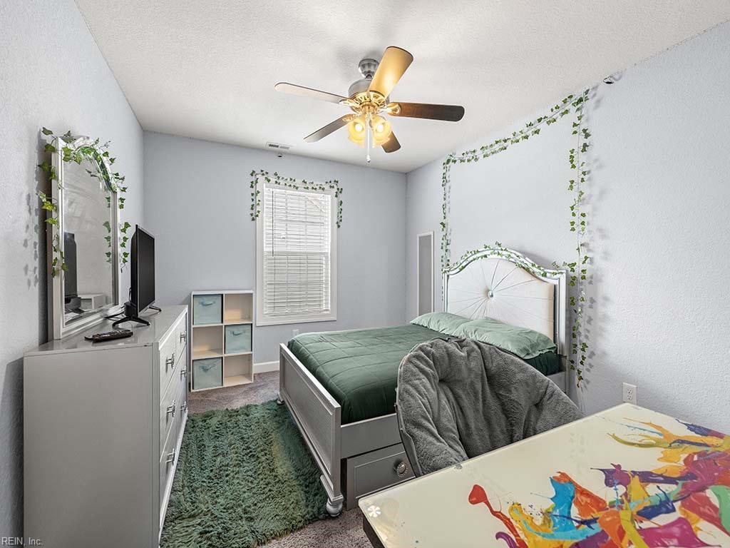 2420 Mandolin CT
