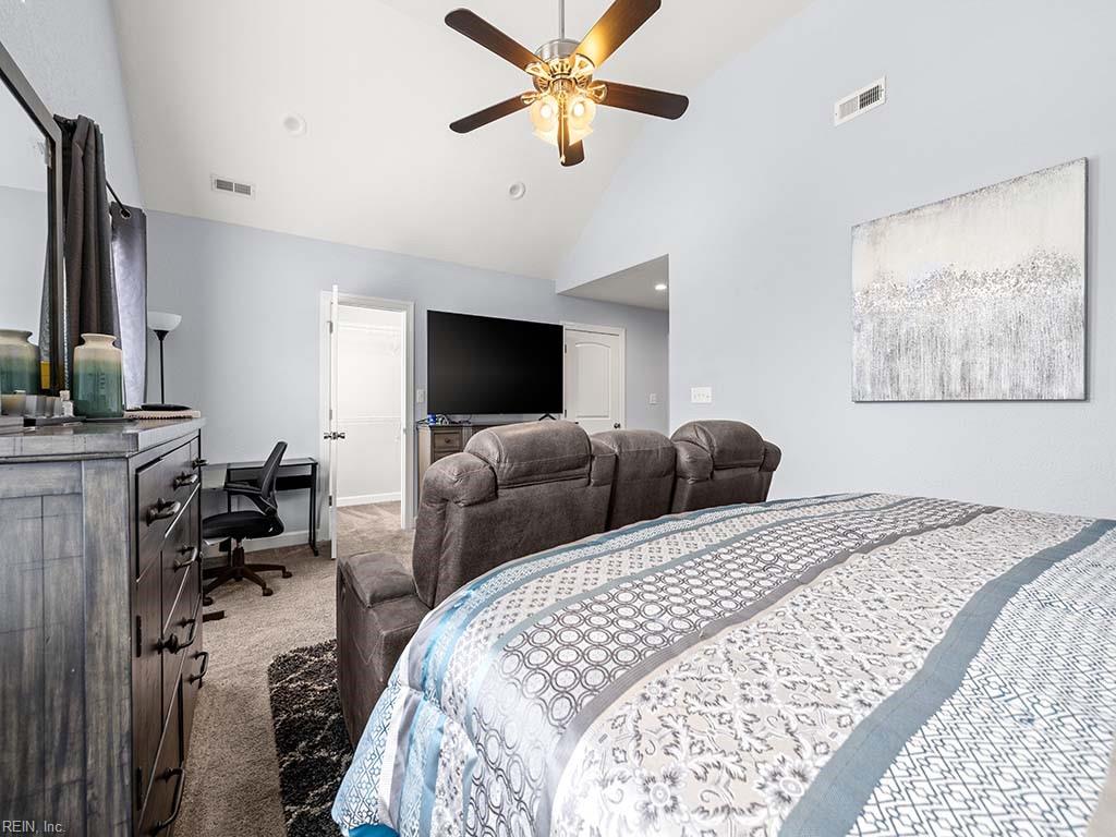 2420 Mandolin CT