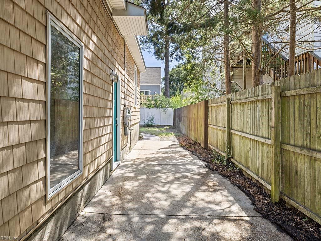 2114 Sandalwood RD