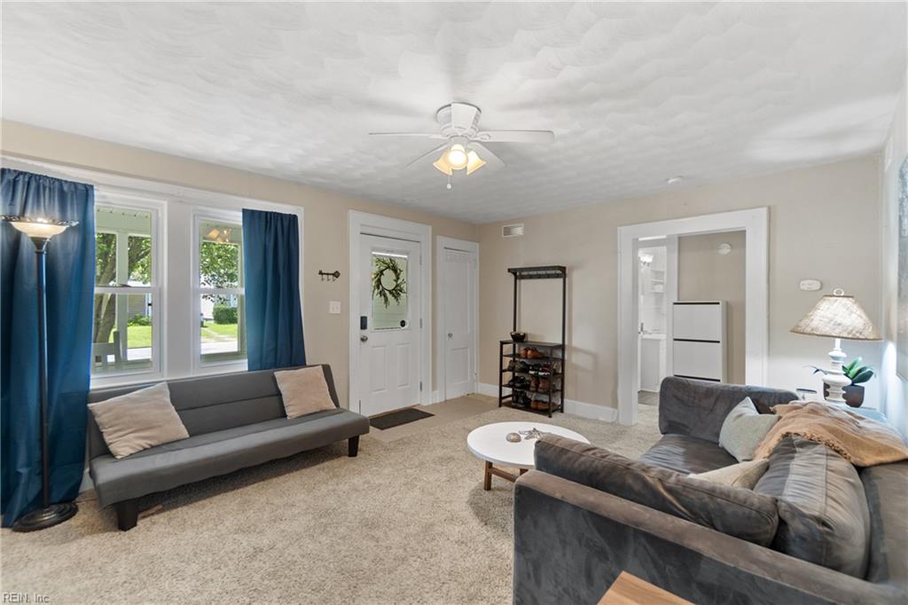 76 Gillis RD