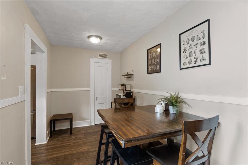 76 Gillis RD