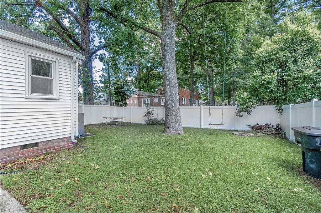 76 Gillis RD