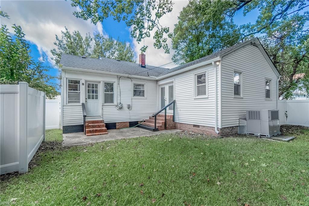 76 Gillis RD
