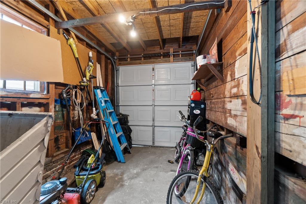 76 Gillis RD