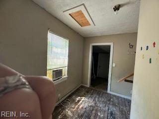 3411 Roanoke AVE