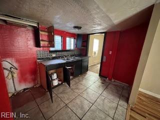 3411 Roanoke AVE