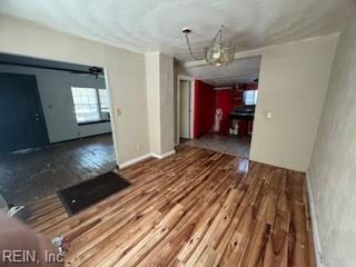 3411 Roanoke AVE