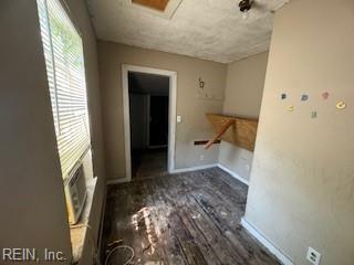 3411 Roanoke AVE