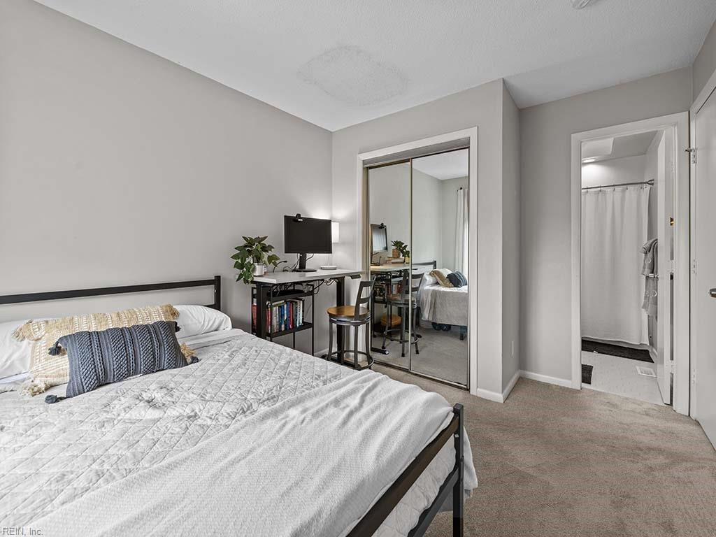 1138 Glengarry WAY