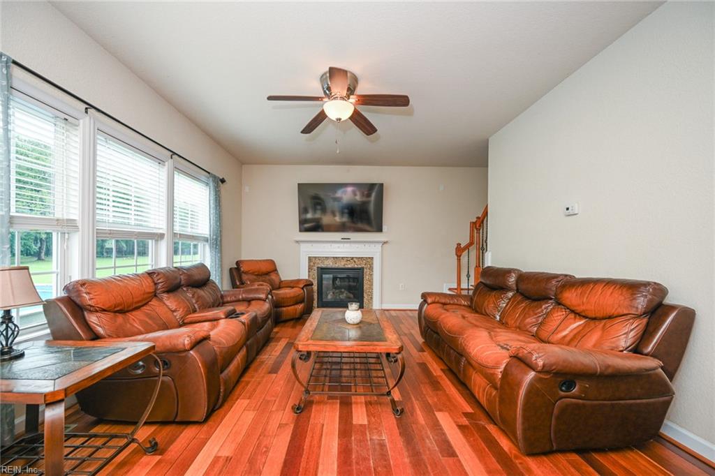 1812 Land Of Promise RD