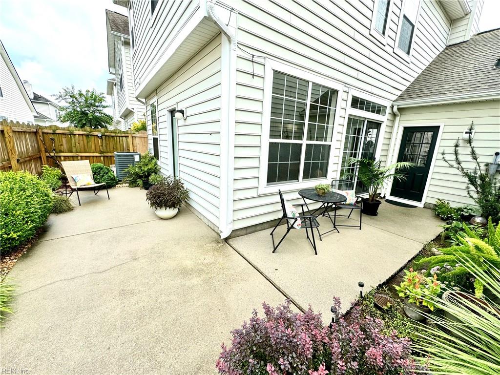 1804 Kensal Green DR