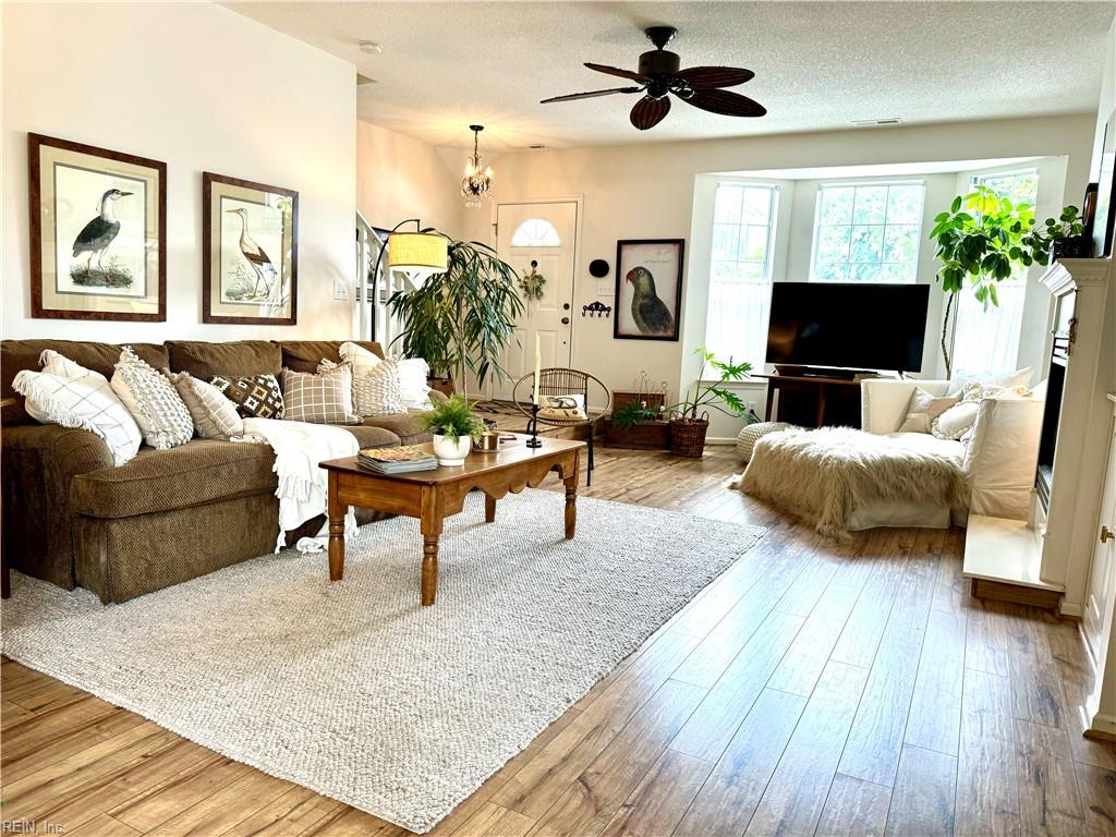 1804 Kensal Green DR