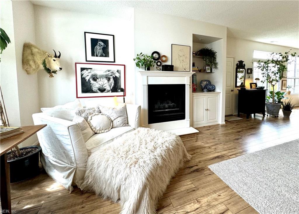 1804 Kensal Green DR