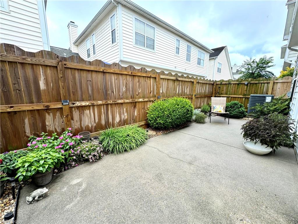 1804 Kensal Green DR