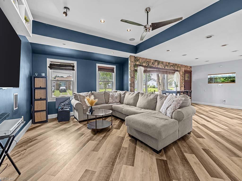 2228 Tarrallton DR
