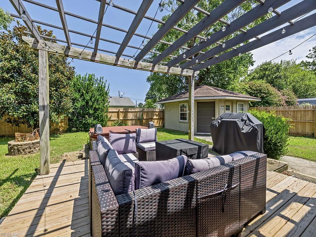 2228 Tarrallton DR