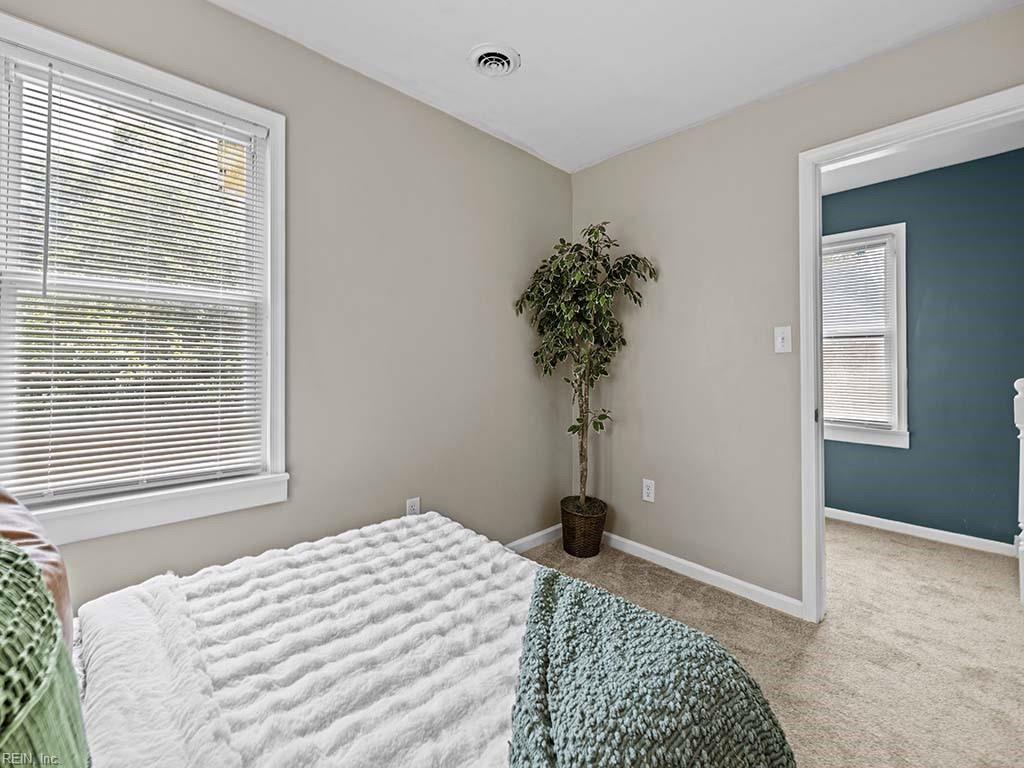 1209 Highland AVE