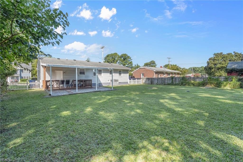 703 Sparrow RD
