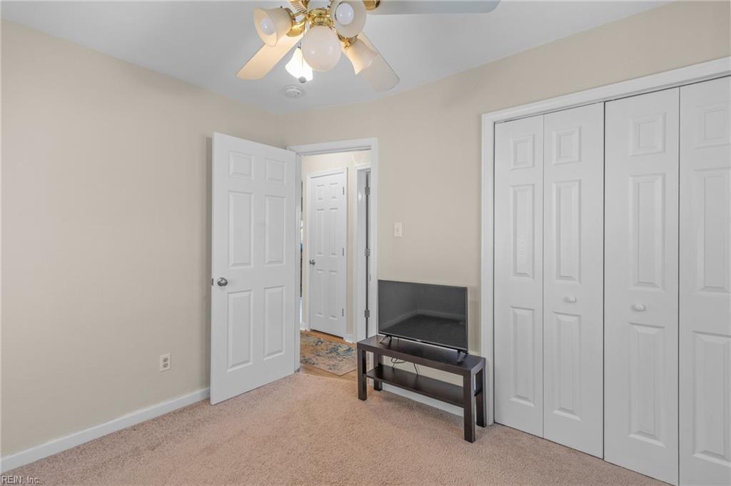 703 Sparrow RD