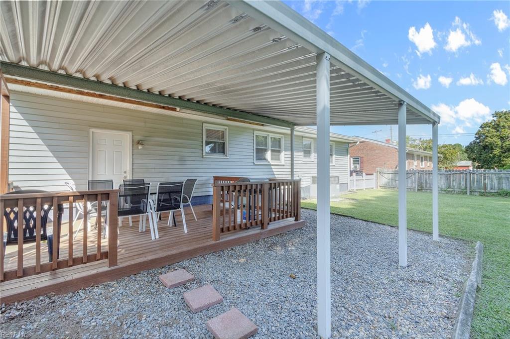 703 Sparrow RD