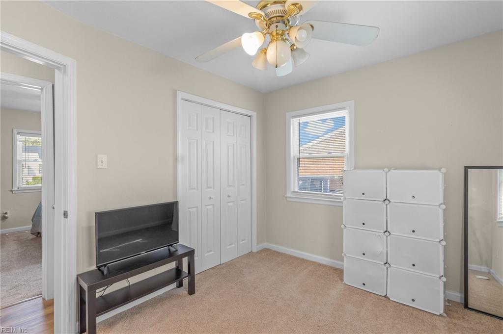 703 Sparrow RD