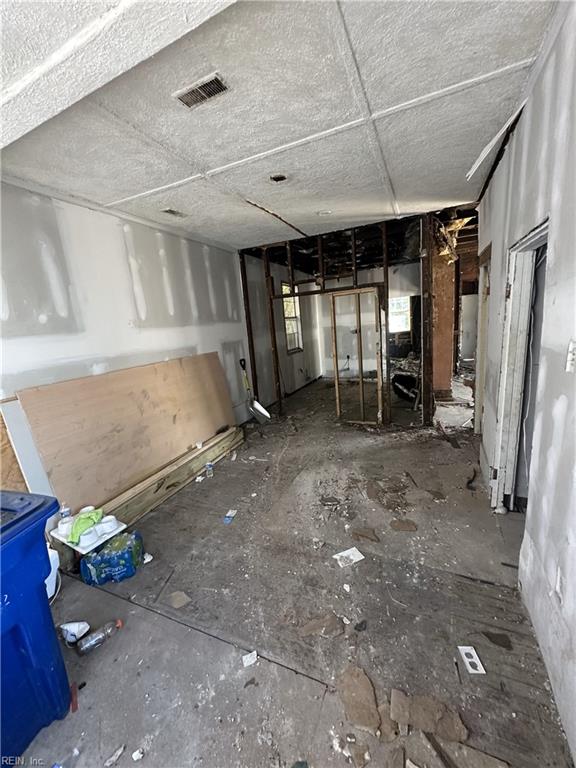 626 42nd ST