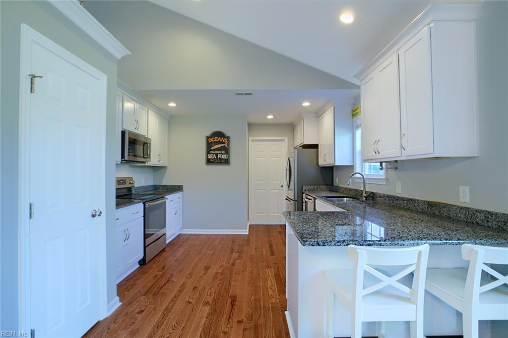 513 Carlton RD